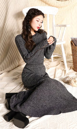 モデル：160cm（着用サイズ：FREE　着用カラー：BLK）