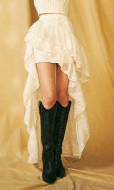 モデル：160cm（着用サイズ：FREE　着用カラー：WHT）