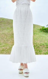 モデル：160cm（着用サイズ：FREE　着用カラー：WHT）