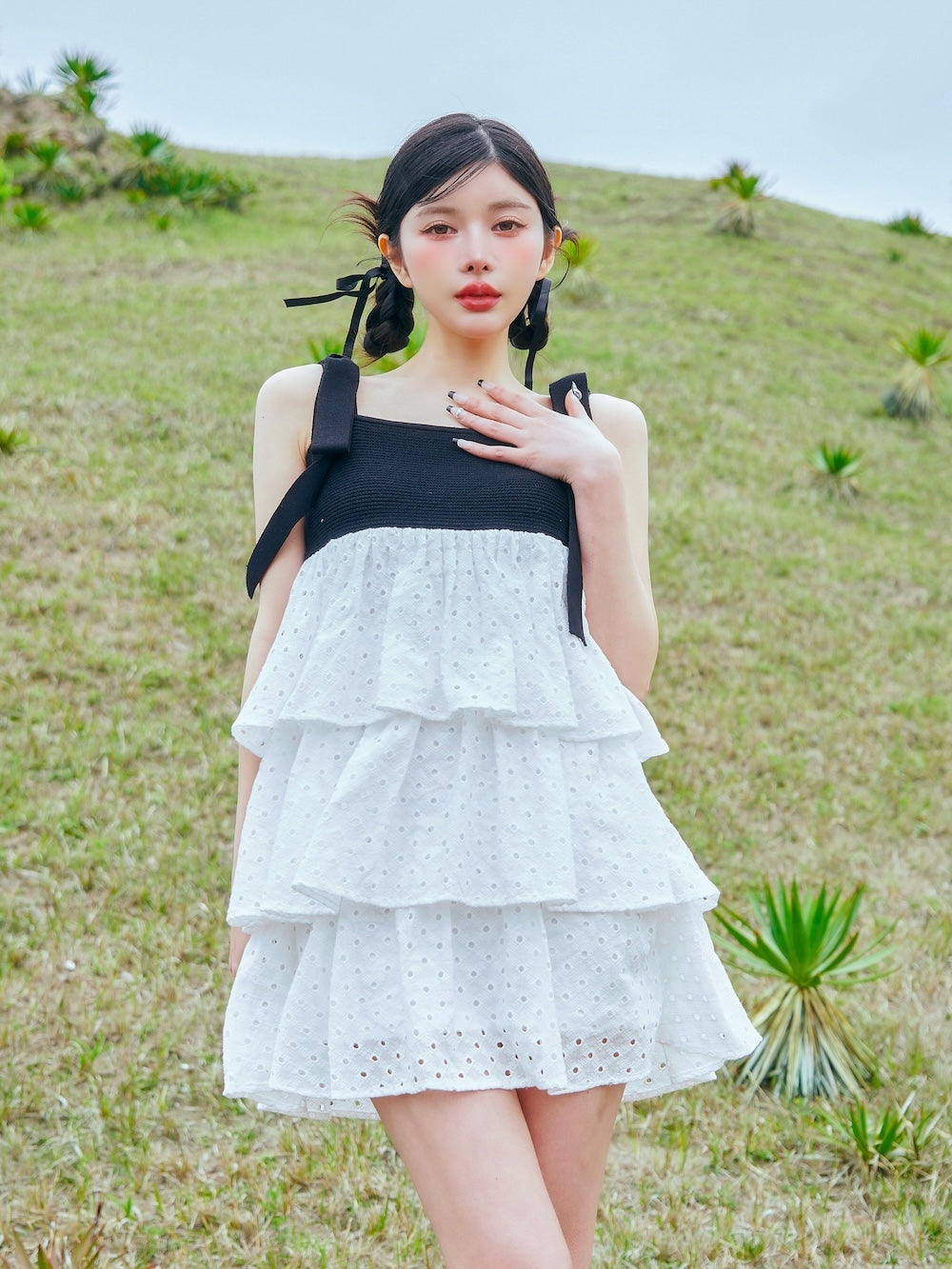 モデル：160cm（着用サイズ：FREE　着用カラー：BLK）