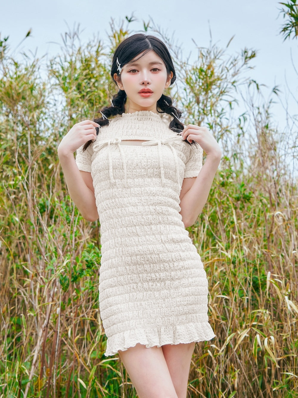 モデル：160cm（着用サイズ：FREE　着用カラー：IVO）