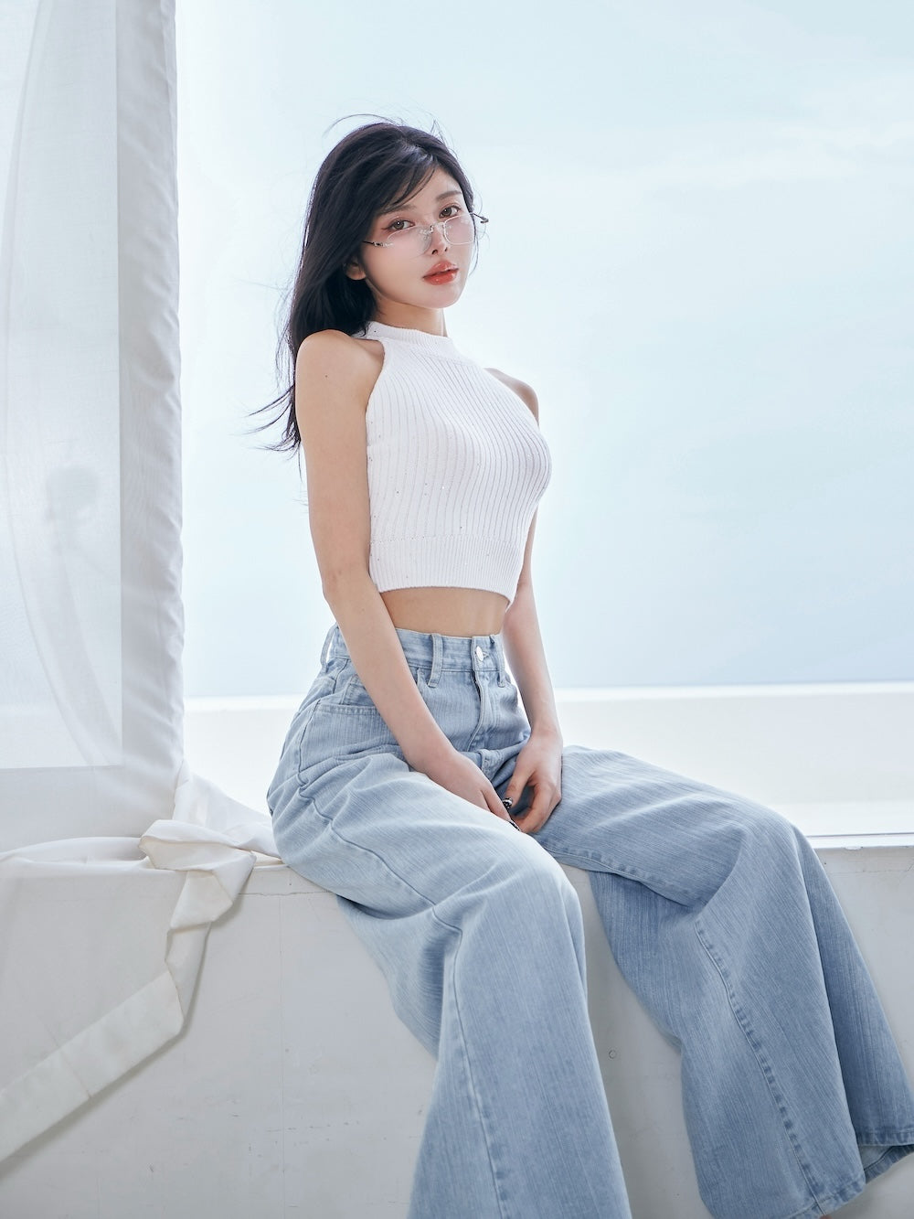 モデル：160cm（着用サイズ：FREE　着用カラー：WHT）