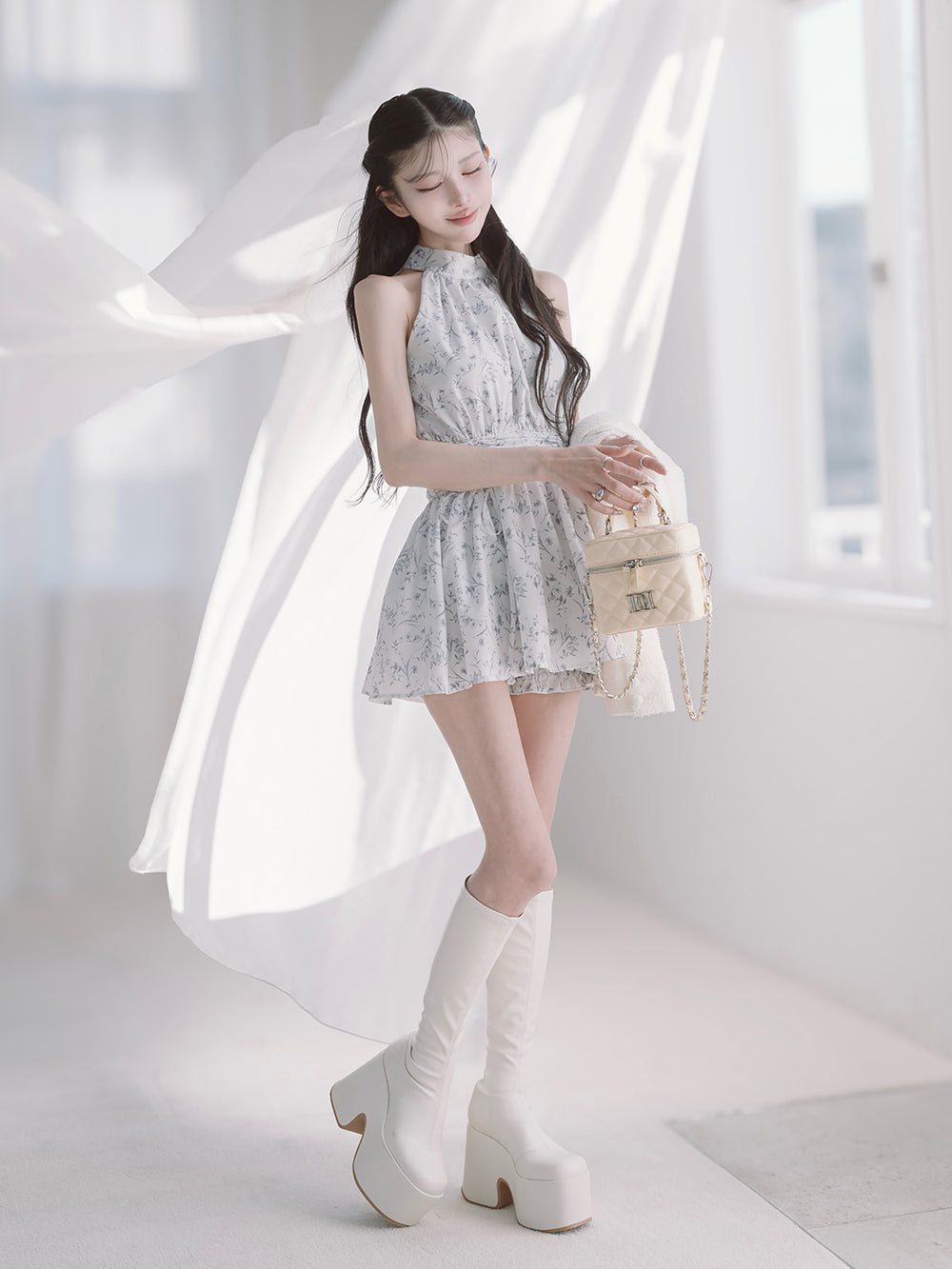 モデル：160cm（着用サイズ：FREE　着用カラー：GRY）