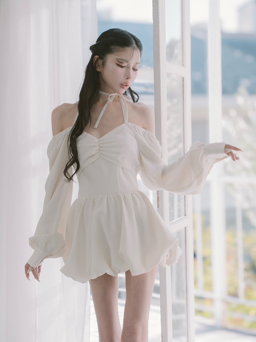 モデル：160cm（着用サイズ：FREE　着用カラー：IVO）