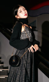 モデル：160cm（着用サイズ：FREE　着用カラー：BLK）