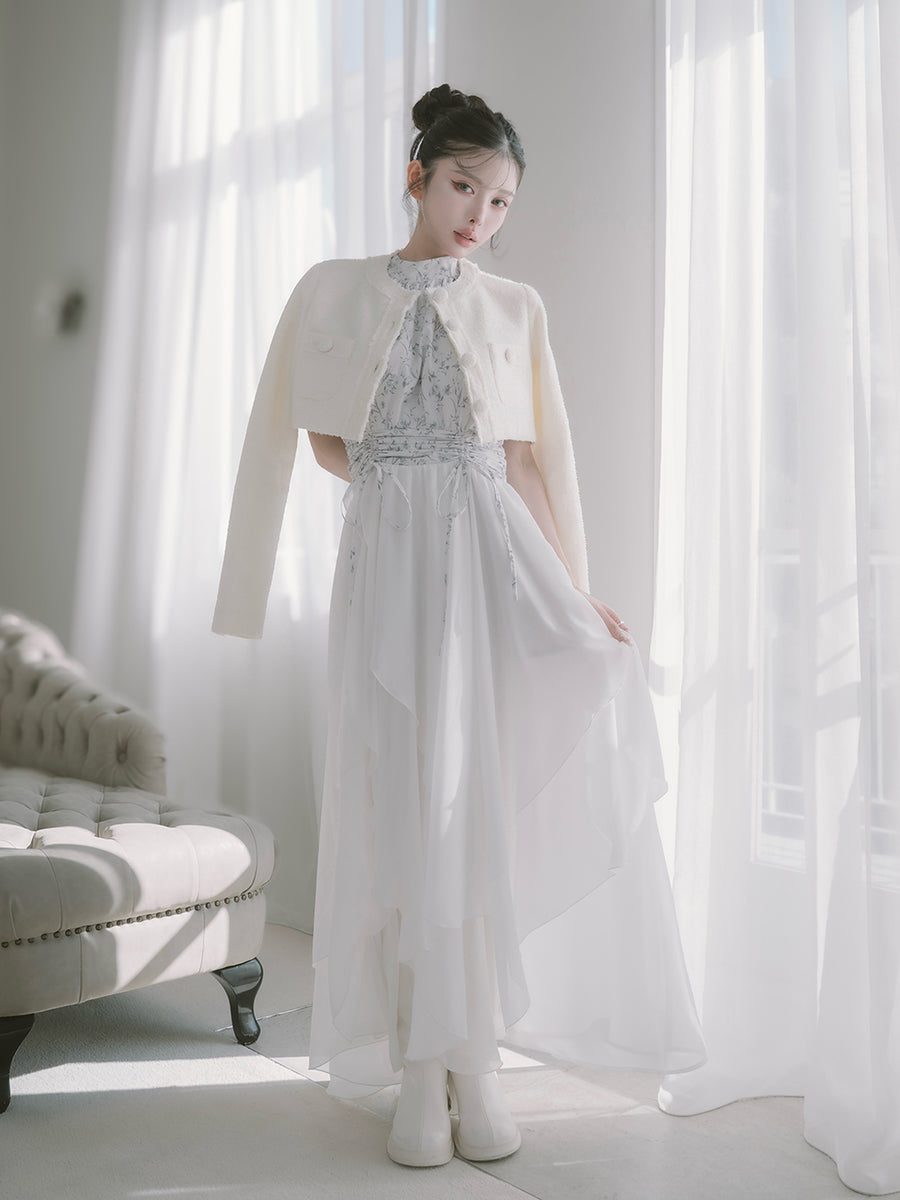 モデル：160cm（着用サイズ：FREE　着用カラー：IVO）