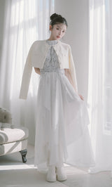 モデル：160cm（着用サイズ：FREE　着用カラー：IVO）