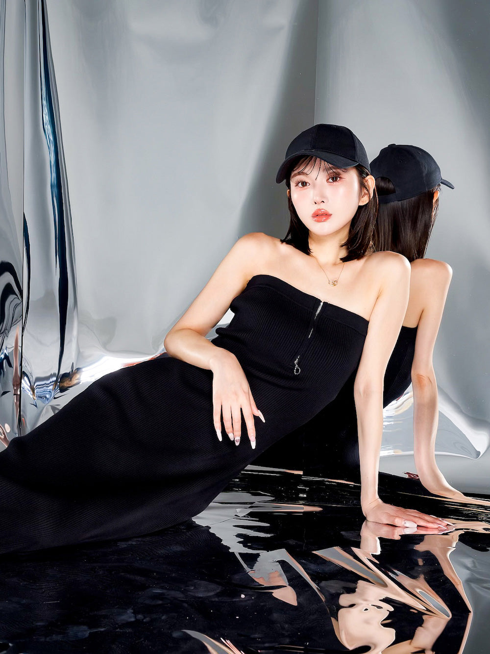 モデル：160cm（着用サイズ：FREE　着用カラー：BLK）