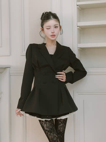 モデル：160cm（着用サイズ：FREE　着用カラー：BLK）