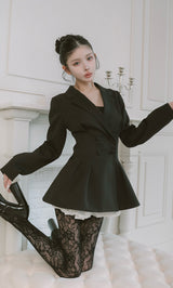 モデル：160cm（着用サイズ：FREE　着用カラー：BLK）