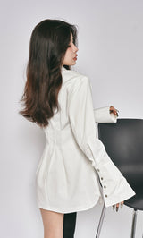 モデル：160cm（着用サイズ：FREE　着用カラー：WHT）