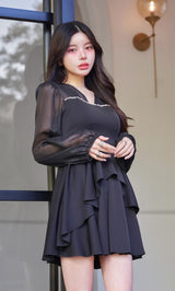 モデル：160cm（着用サイズ：FREE　着用カラー：BLK）