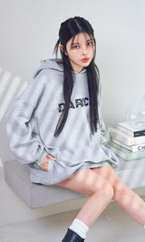 モデル：160cm（着用サイズ：FREE　着用カラー：GRY）