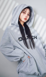 モデル：160cm（着用サイズ：FREE　着用カラー：GRY）