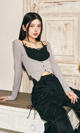 モデル：160cm（着用サイズ：FREE　着用カラー：GRY）
