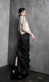 モデル：160cm（着用サイズ：FREE　着用カラー：BLK）