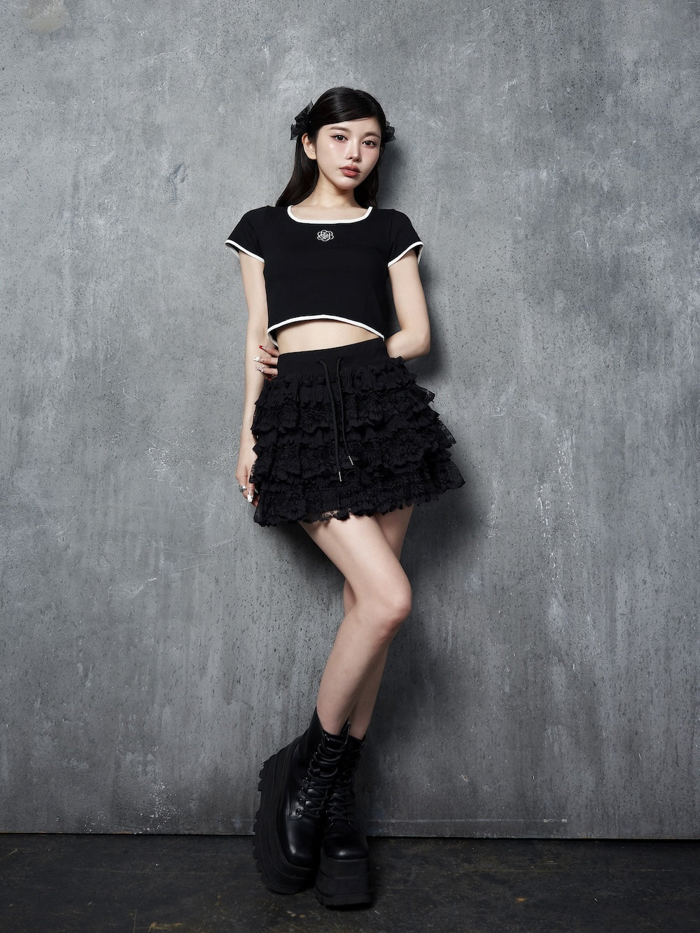 モデル：160cm（着用サイズ：FREE　着用カラー：BLK）