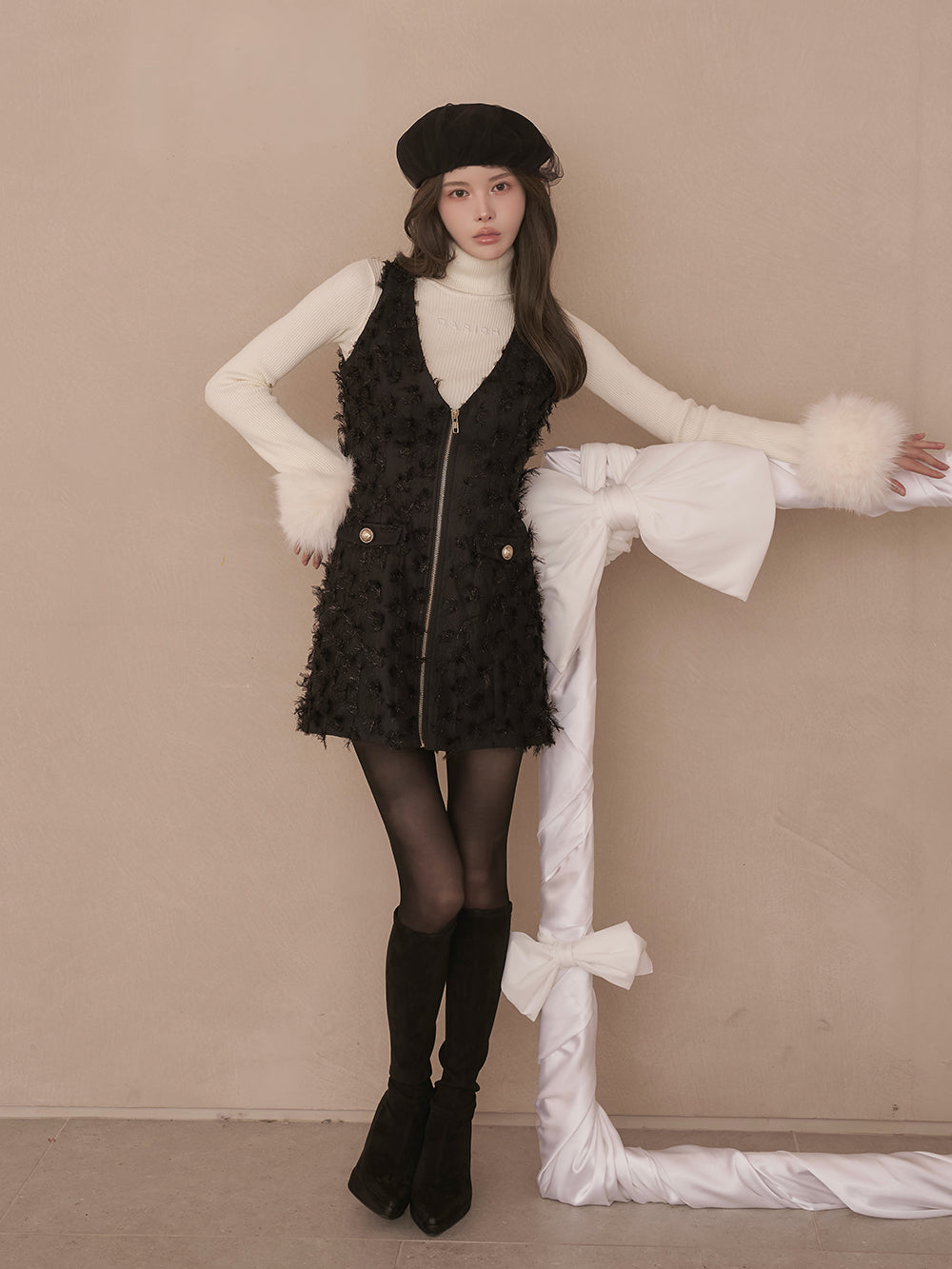 モデル：160cm（着用サイズ：S　着用カラー：BLK）