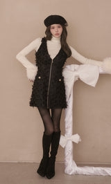 モデル：160cm（着用サイズ：S　着用カラー：BLK）