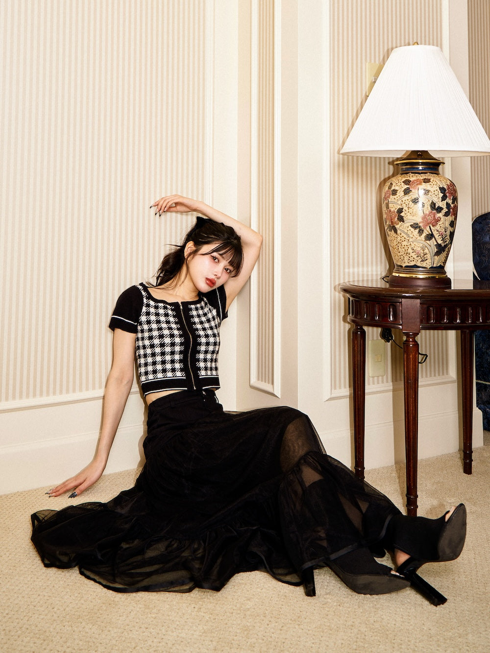 モデル：160cm（着用サイズ：FREE　着用カラー：BLK）