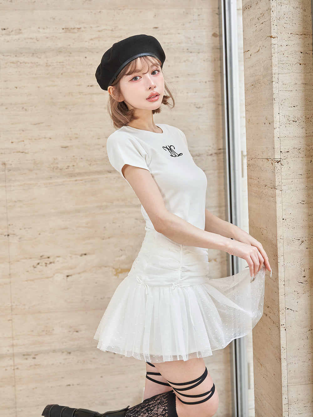モデル：160cm（着用サイズ：FREE　着用カラー：WHT）