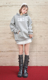 モデル：160cm（着用サイズ：FREE　着用カラー：GRY）