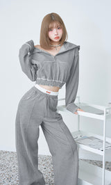 モデル：160cm（着用サイズ：FREE　着用カラー：GRY）