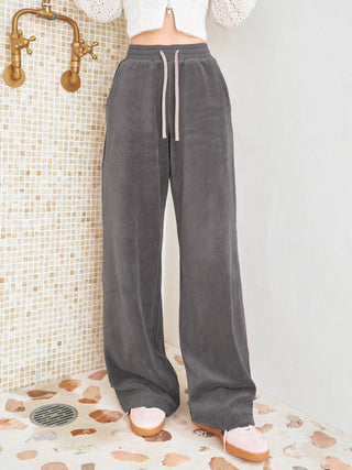 モデル：160cm（着用サイズ：FREE　着用カラー：C-GRY）