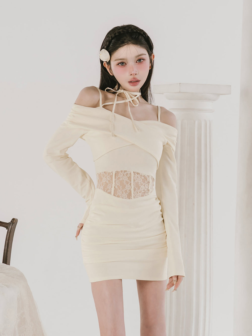 モデル：160cm（着用サイズ：FREE　着用カラー：IVO）