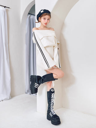 モデル：160cm（着用サイズ：FREE　着用カラー：WHT）