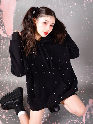 モデル：160cm（着用サイズ：FREE　着用カラー：BLK）