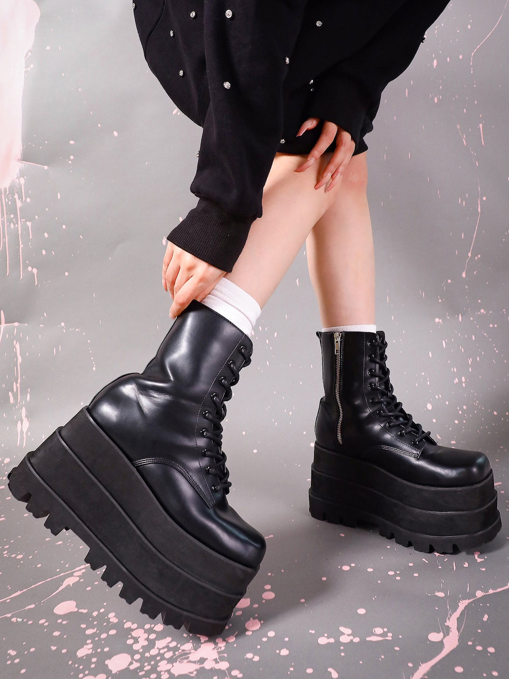 サイズ：L　カラー：BLK