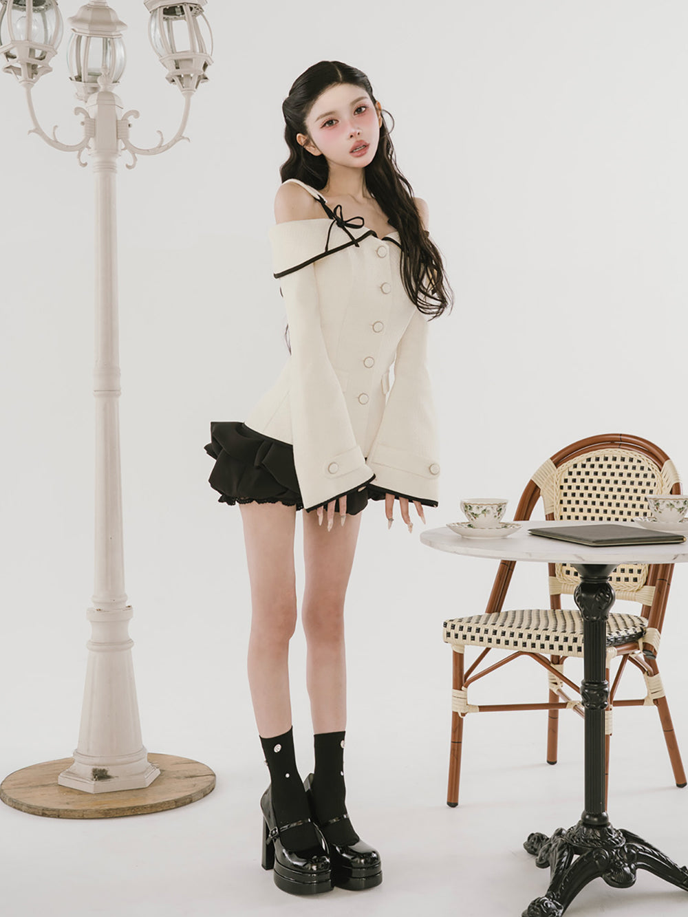 モデル：160cm（着用サイズ：FREE　着用カラー：BLK）