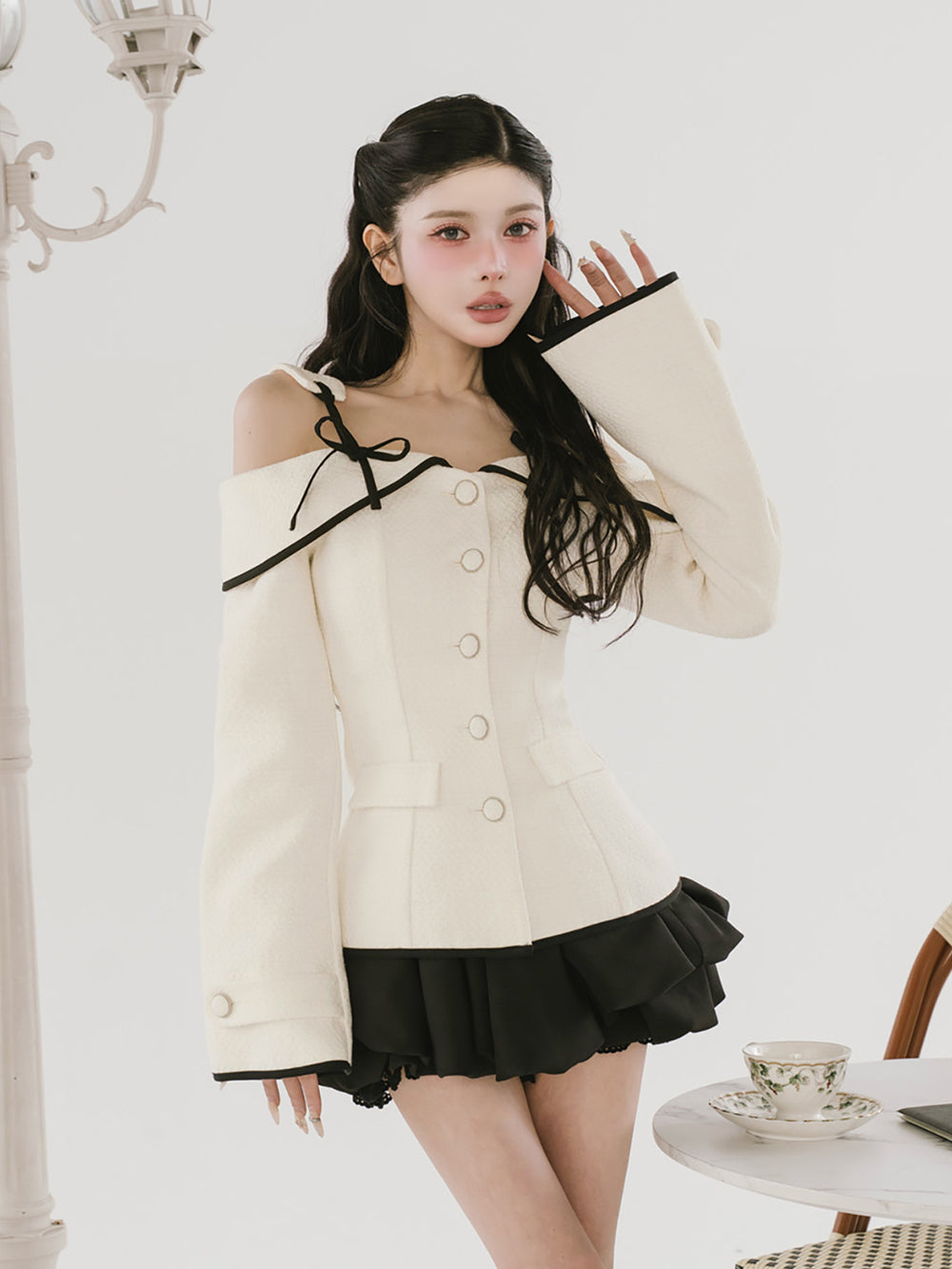 モデル：160cm（着用サイズ：S　着用カラー：IVO）