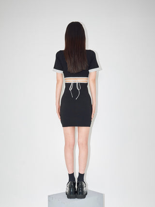 モデル：160cm（着用サイズ：FREE　着用カラー：BLK）