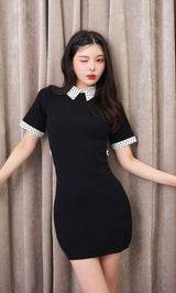 モデル：160cm（着用サイズ：FREE　着用カラー：BLK）