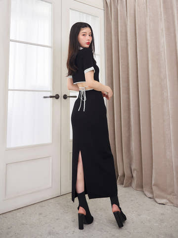 モデル：160cm（着用サイズ：FREE　着用カラー：BLK）