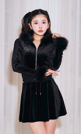 モデル：160cm（着用サイズ：FREE　着用カラー：BLK）