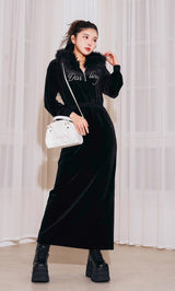 モデル：160cm（着用サイズ：FREE　着用カラー：BLK）