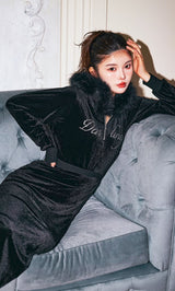 モデル：160cm（着用サイズ：FREE　着用カラー：BLK）