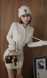 モデル：160cm（着用サイズ：FREE　着用カラー：IVO）