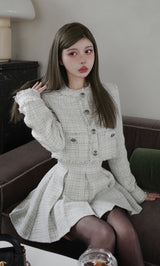 モデル：160cm（着用サイズ：FREE　着用カラー：WHT）