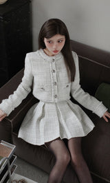 モデル：160cm（着用サイズ：FREE　着用カラー：WHT）