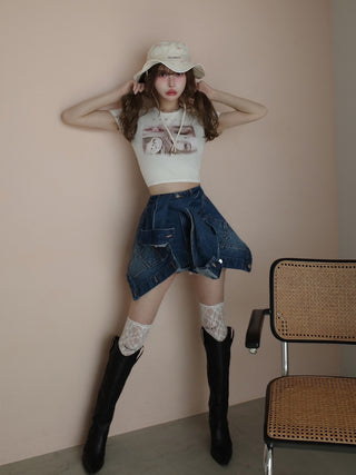 モデル：160cm（着用サイズ：FREE　着用カラー：WHT）