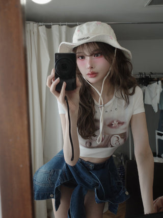 モデル：160cm（着用サイズ：FREE　着用カラー：WHT）