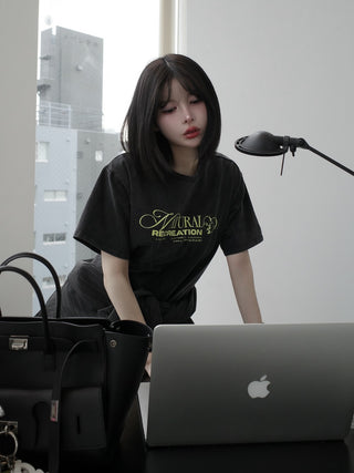 モデル：160cm（着用サイズ：FREE　着用カラー：C-GRY）