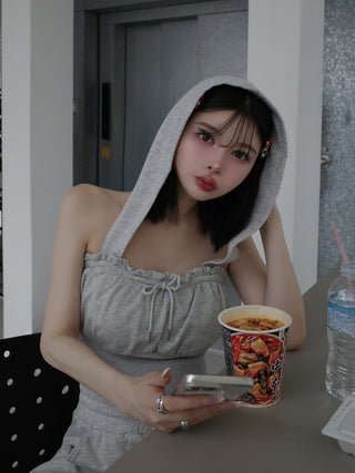 モデル：160cm（着用サイズ：FREE　着用カラー：GRY）