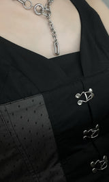 モデル：160cm（着用サイズ：FREE　着用カラー：BLK）