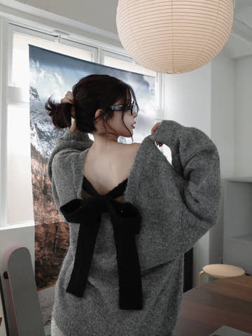 モデル：160cm（着用サイズ：FREE　着用カラー：GRY）