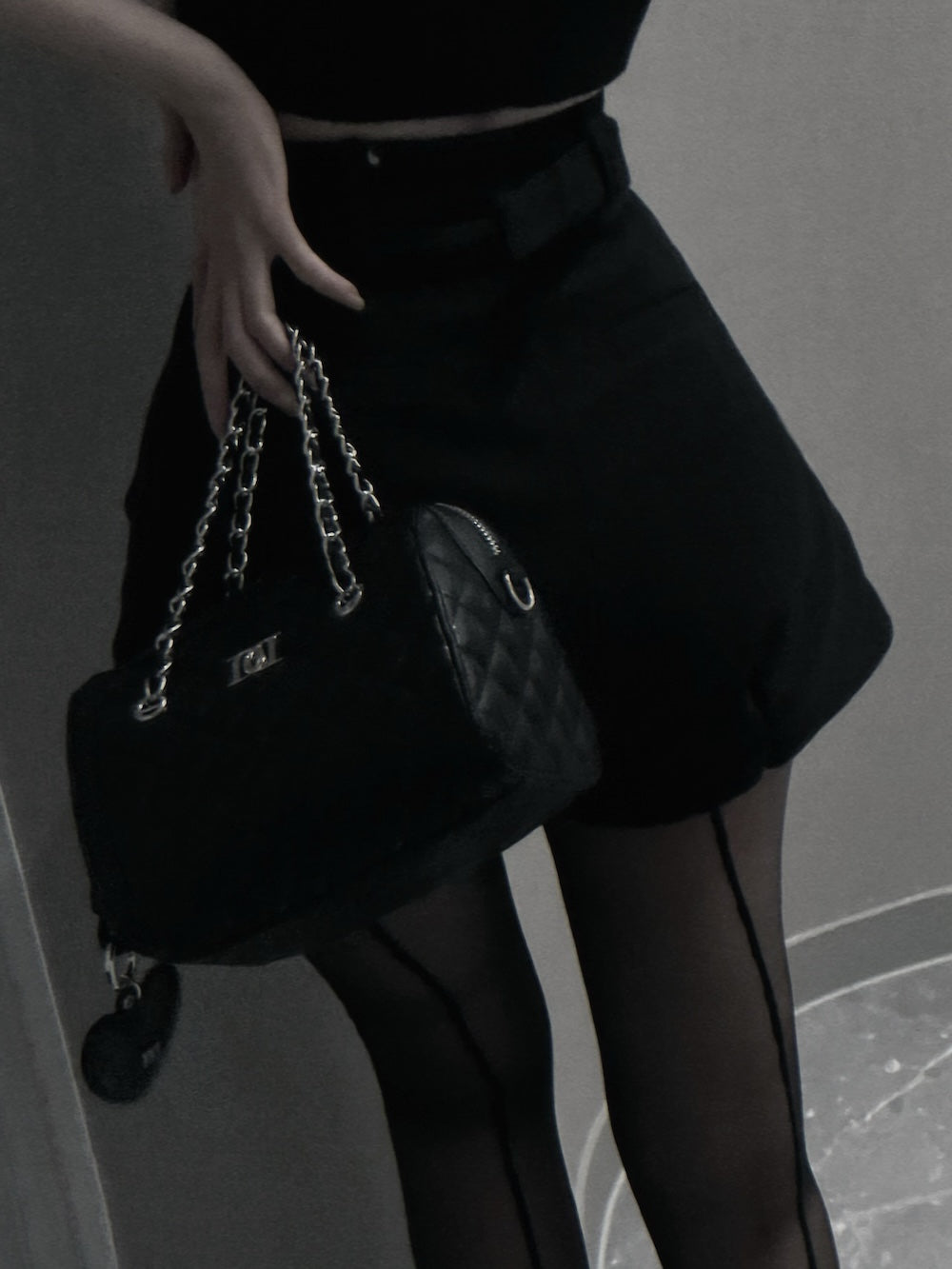 モデル：160cm（着用サイズ：S　着用カラー：BLK）